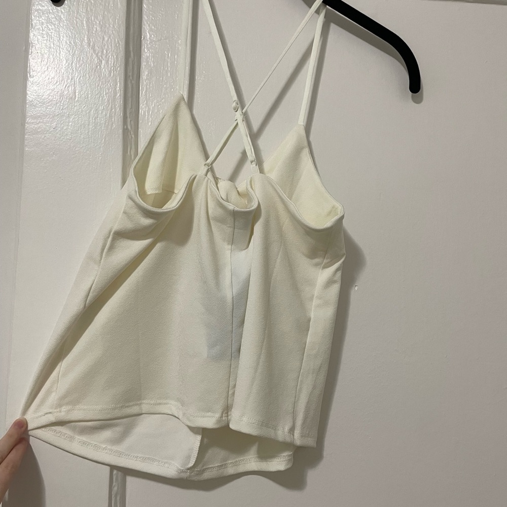 Banana Republic Factory women’s XS white Twist Front Crepe Camisole tank top - Picture 5 of 6